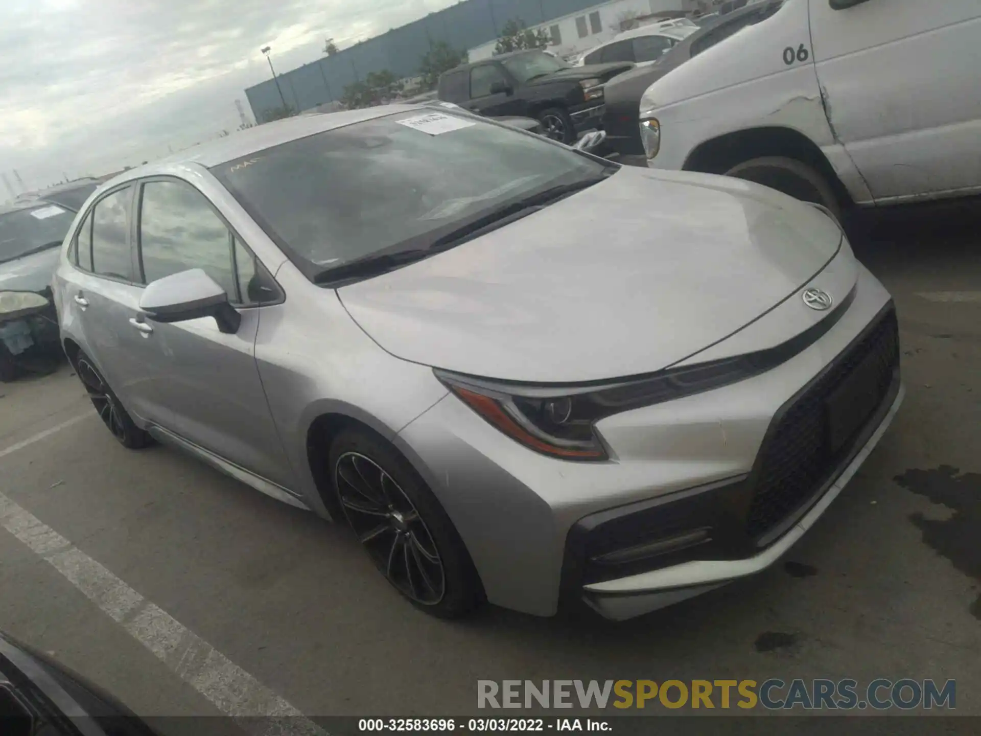 1 Photograph of a damaged car JTDS4RCE3LJ015485 TOYOTA COROLLA 2020