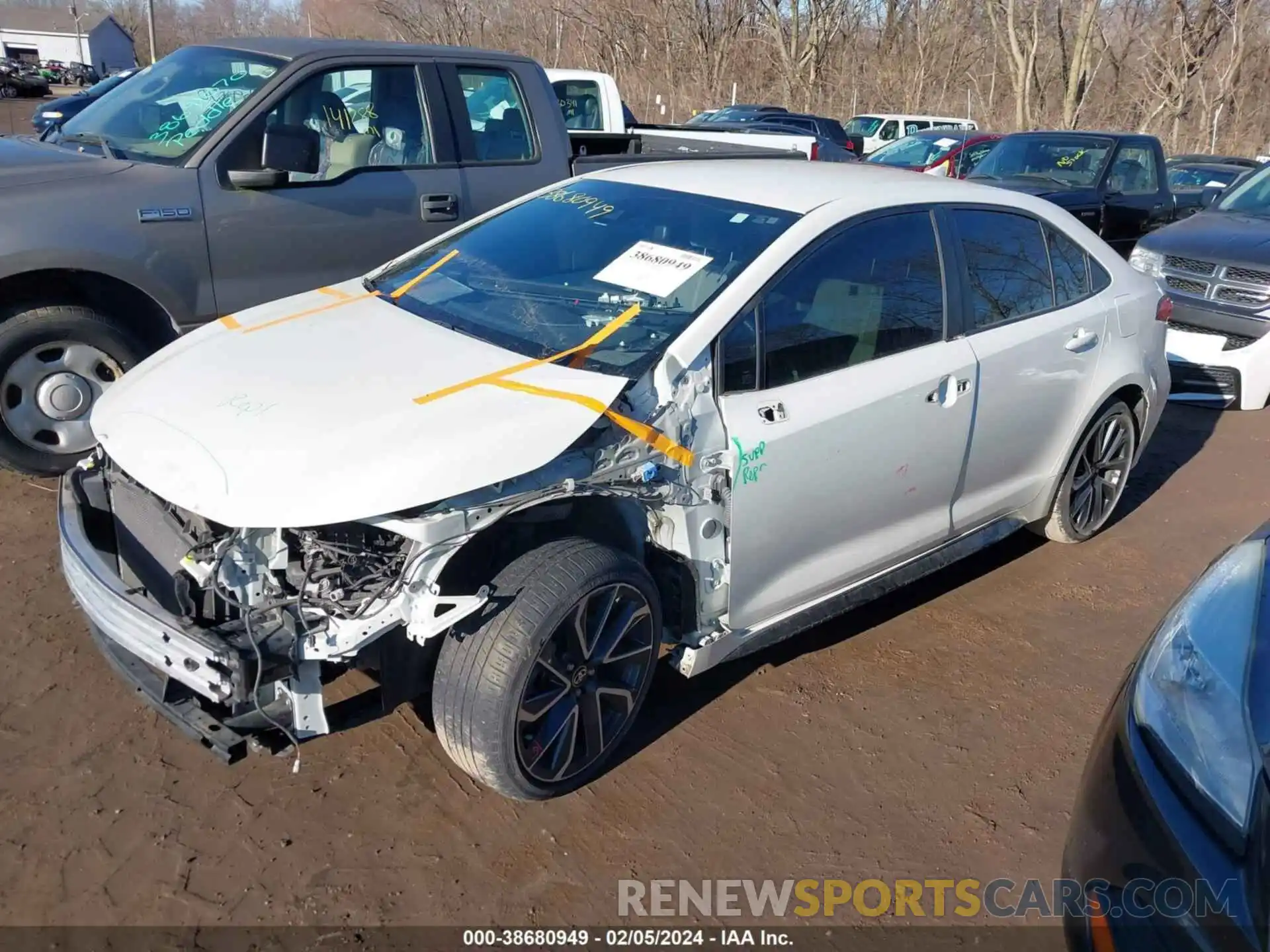 2 Photograph of a damaged car JTDS4RCE3LJ016913 TOYOTA COROLLA 2020