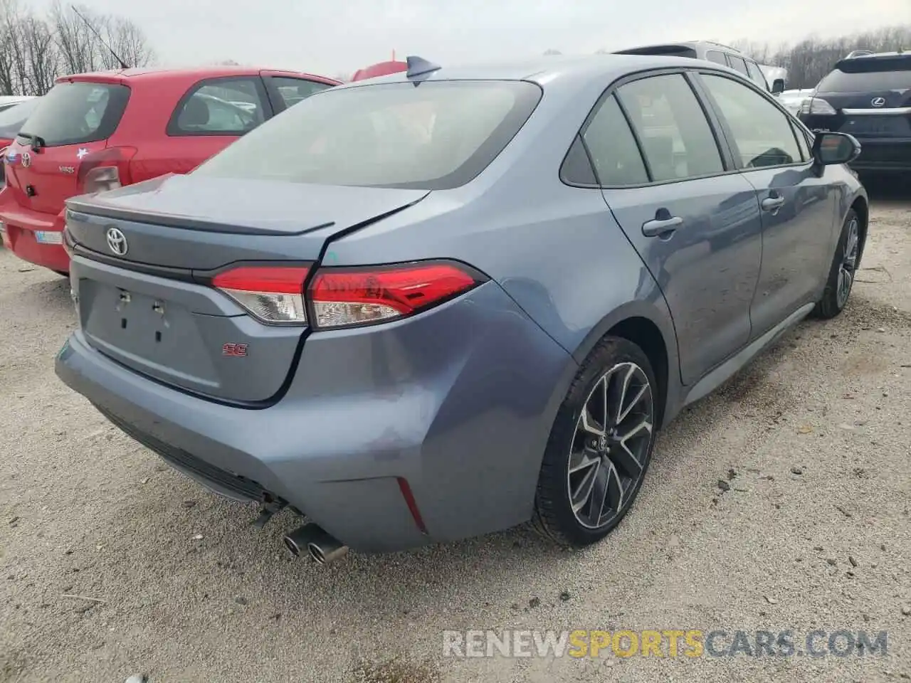 4 Photograph of a damaged car JTDS4RCE3LJ017026 TOYOTA COROLLA 2020