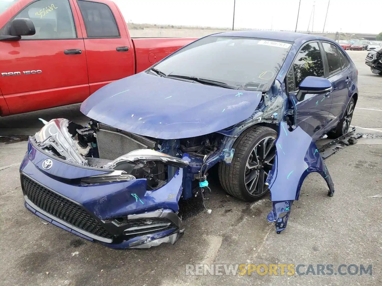 2 Photograph of a damaged car JTDS4RCE3LJ018659 TOYOTA COROLLA 2020