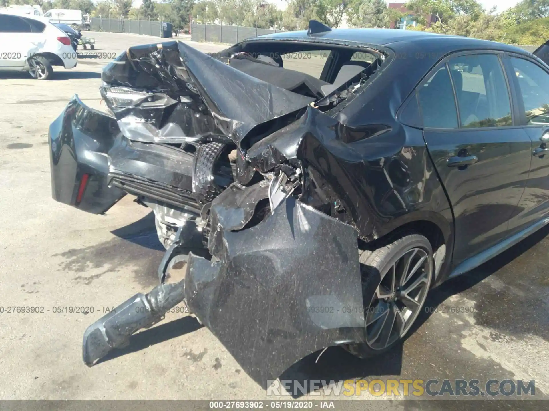 6 Photograph of a damaged car JTDS4RCE3LJ021836 TOYOTA COROLLA 2020