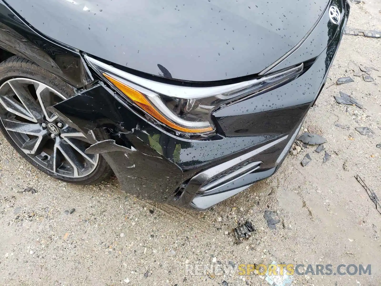 9 Photograph of a damaged car JTDS4RCE3LJ023490 TOYOTA COROLLA 2020