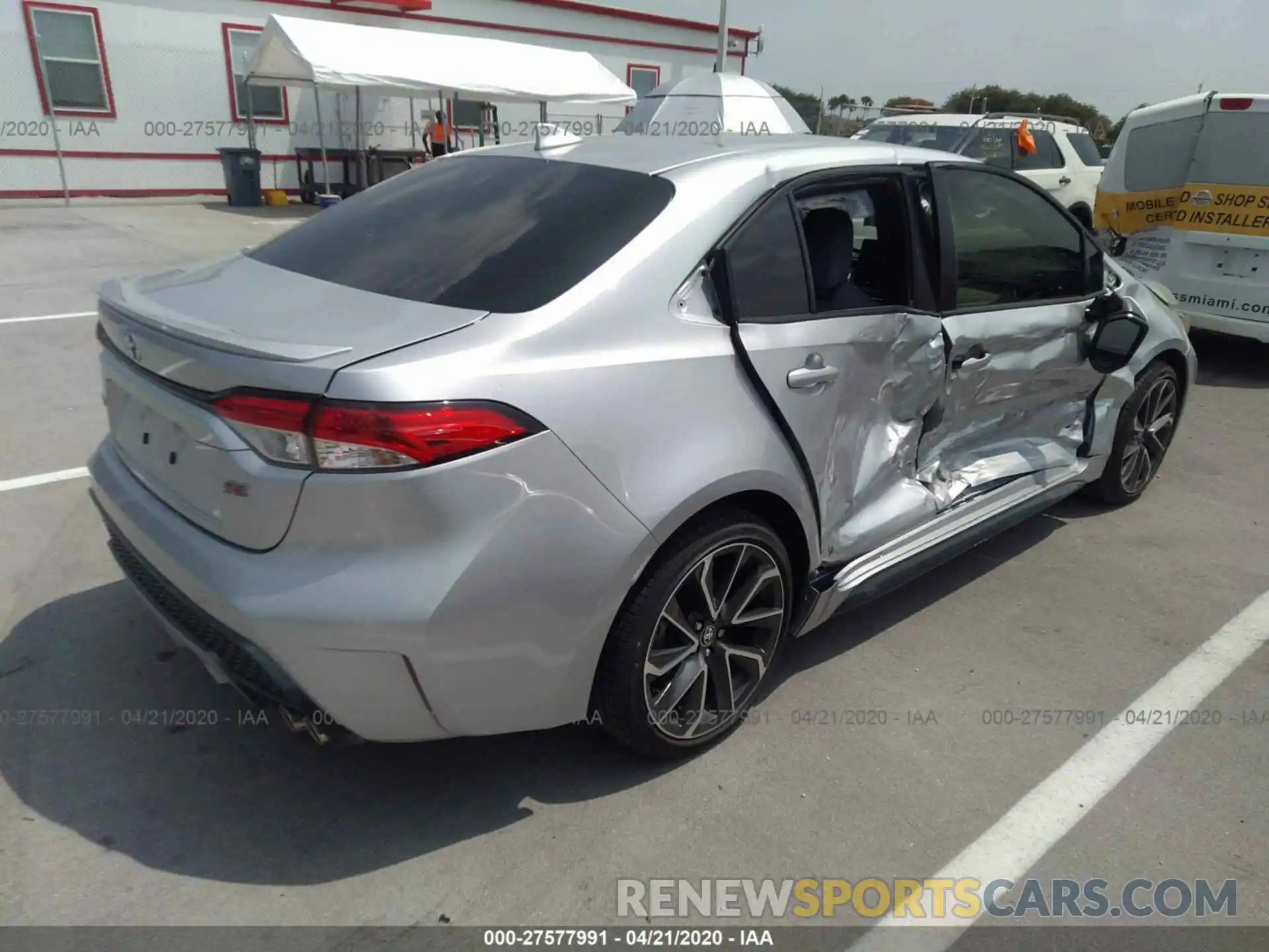 4 Photograph of a damaged car JTDS4RCE3LJ025126 TOYOTA COROLLA 2020