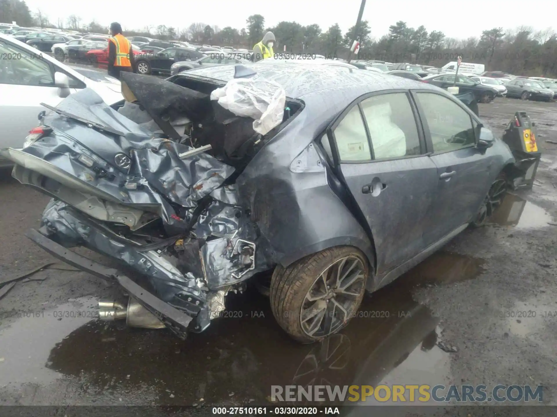 4 Photograph of a damaged car JTDS4RCE3LJ025272 TOYOTA COROLLA 2020