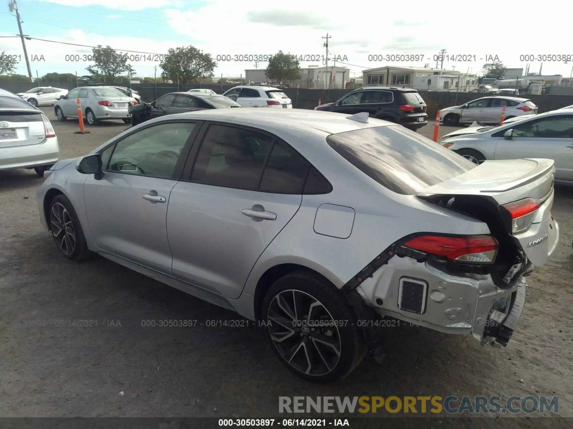 3 Photograph of a damaged car JTDS4RCE3LJ025448 TOYOTA COROLLA 2020