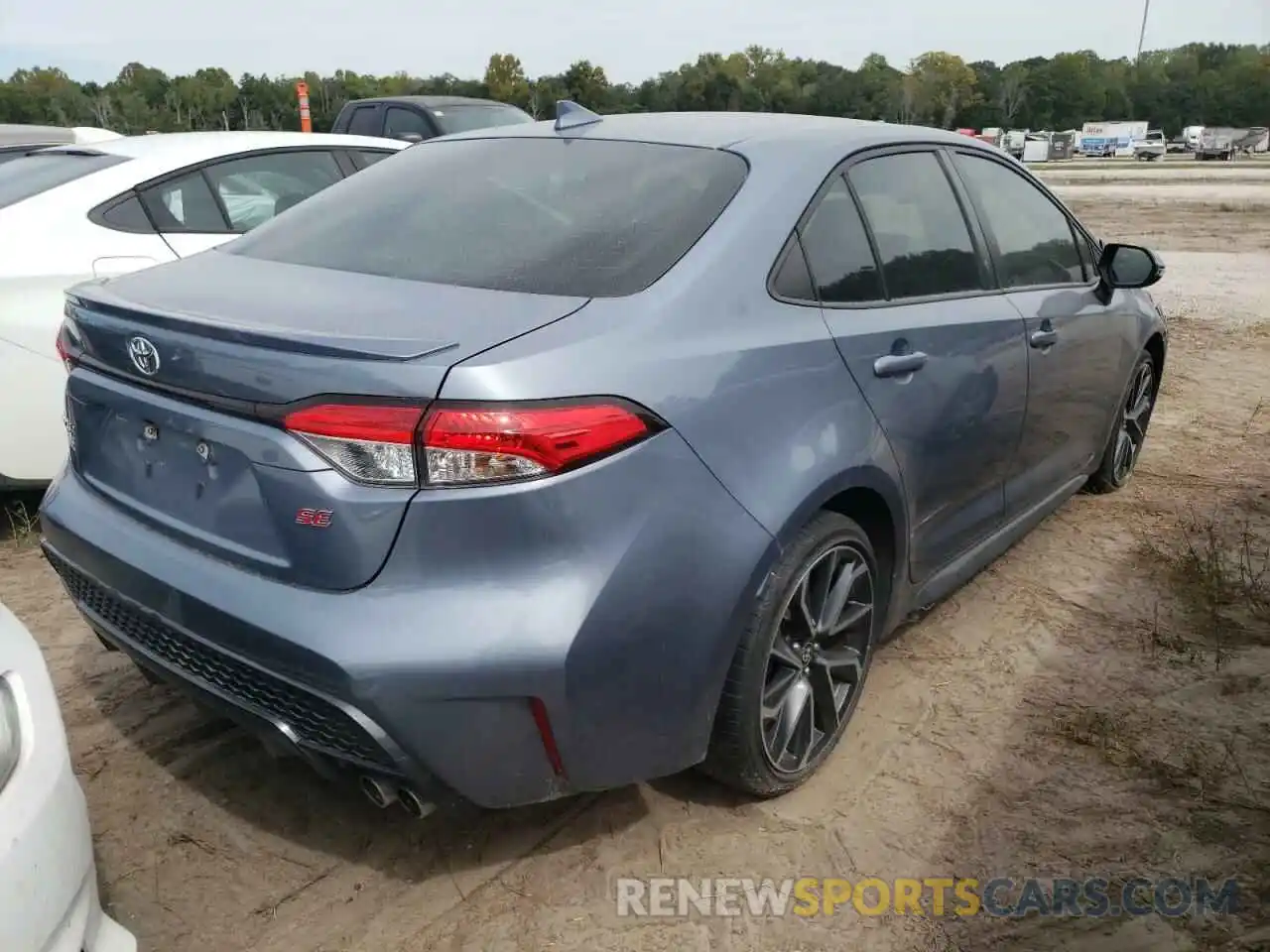 4 Photograph of a damaged car JTDS4RCE3LJ026664 TOYOTA COROLLA 2020