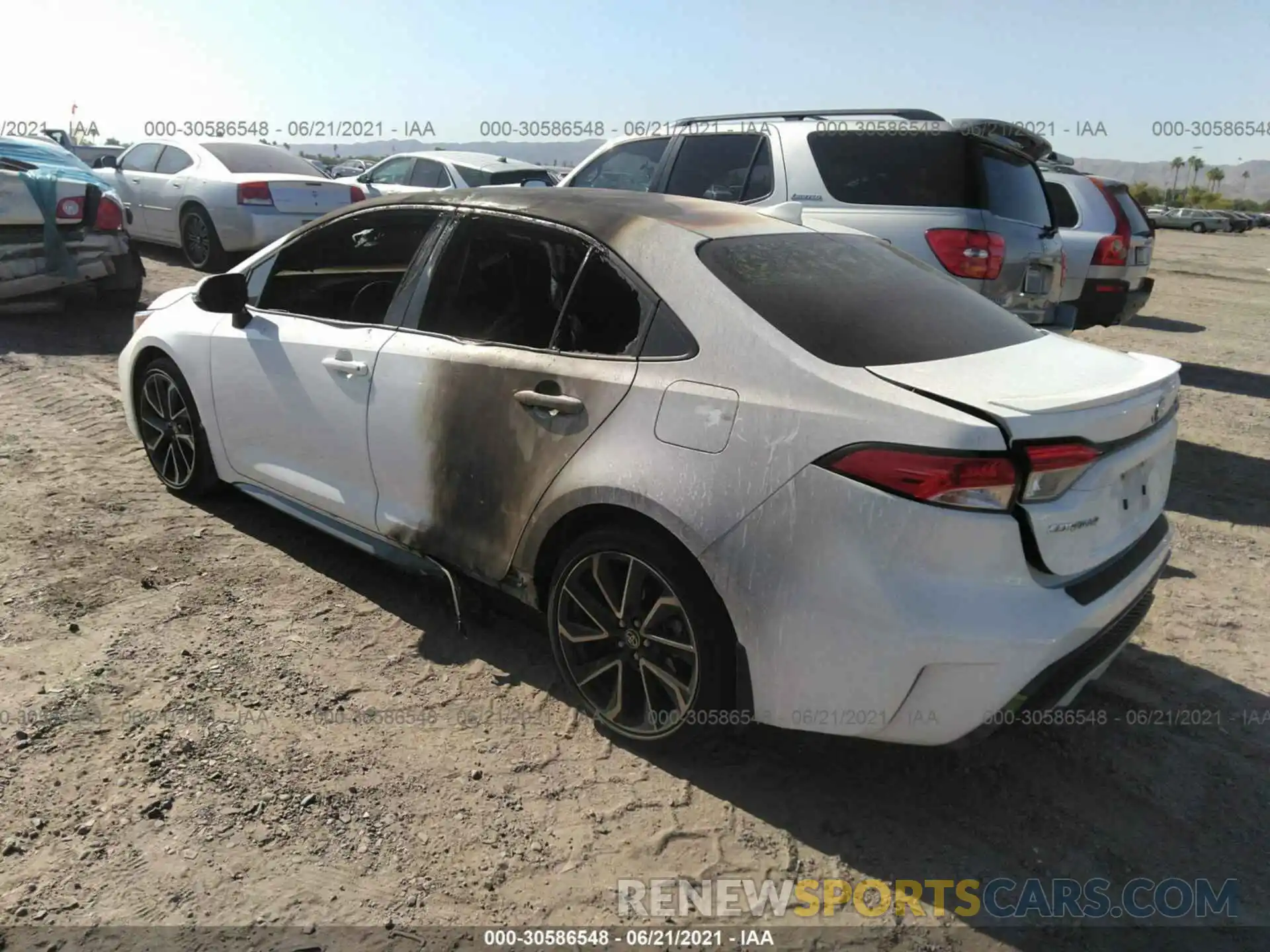 3 Photograph of a damaged car JTDS4RCE3LJ028298 TOYOTA COROLLA 2020