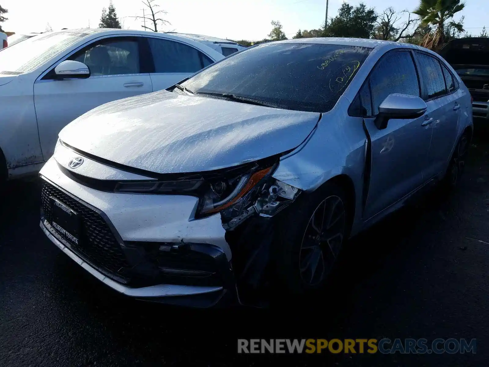 2 Photograph of a damaged car JTDS4RCE3LJ028866 TOYOTA COROLLA 2020