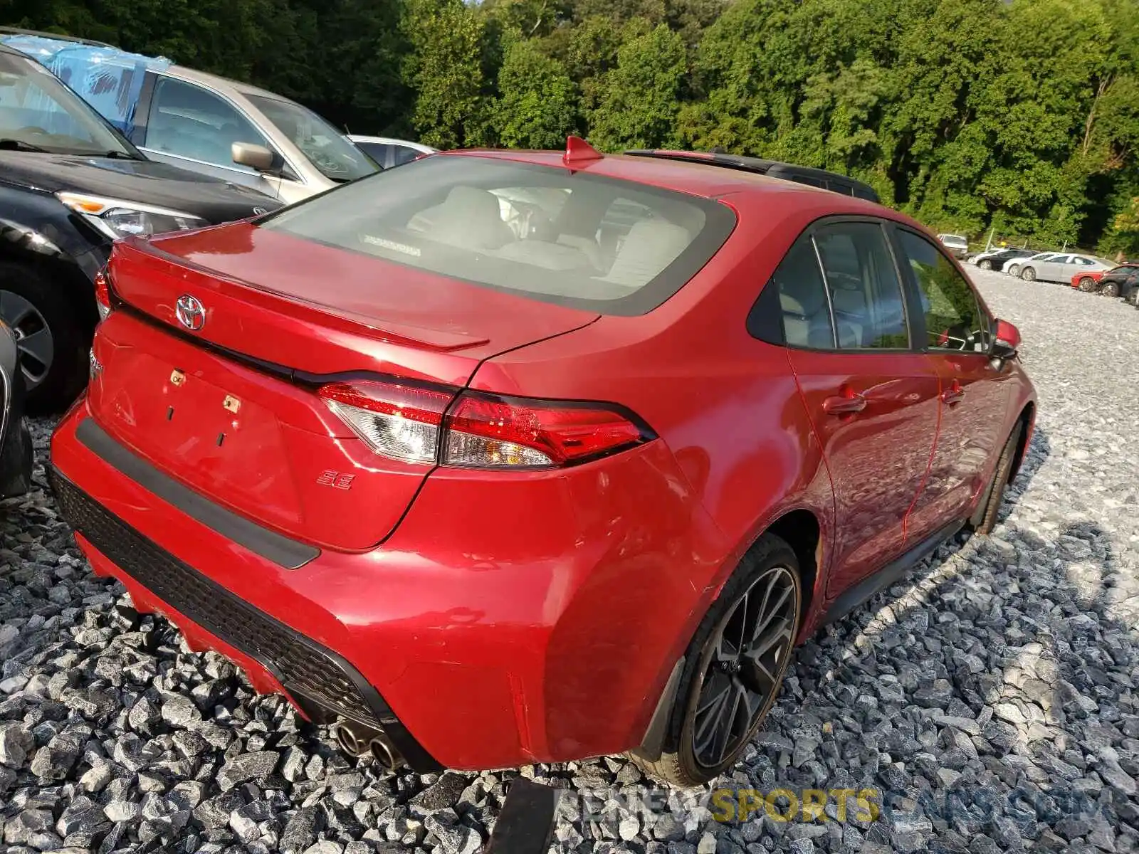 4 Photograph of a damaged car JTDS4RCE3LJ033663 TOYOTA COROLLA 2020