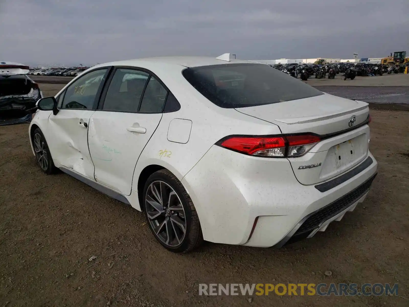 3 Photograph of a damaged car JTDS4RCE3LJ034781 TOYOTA COROLLA 2020