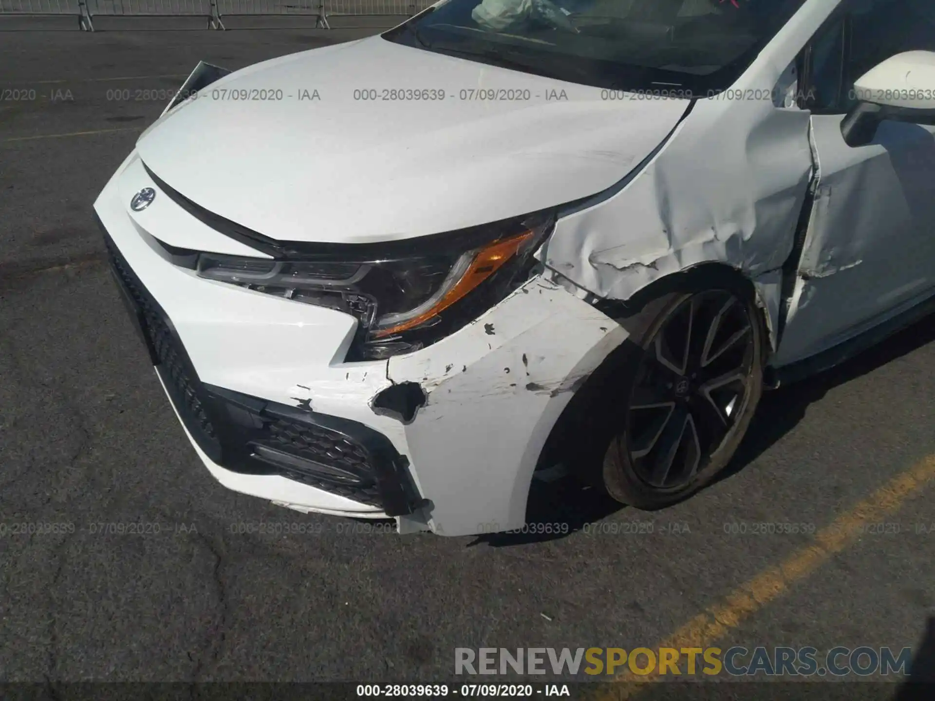 6 Photograph of a damaged car JTDS4RCE3LJ034828 TOYOTA COROLLA 2020