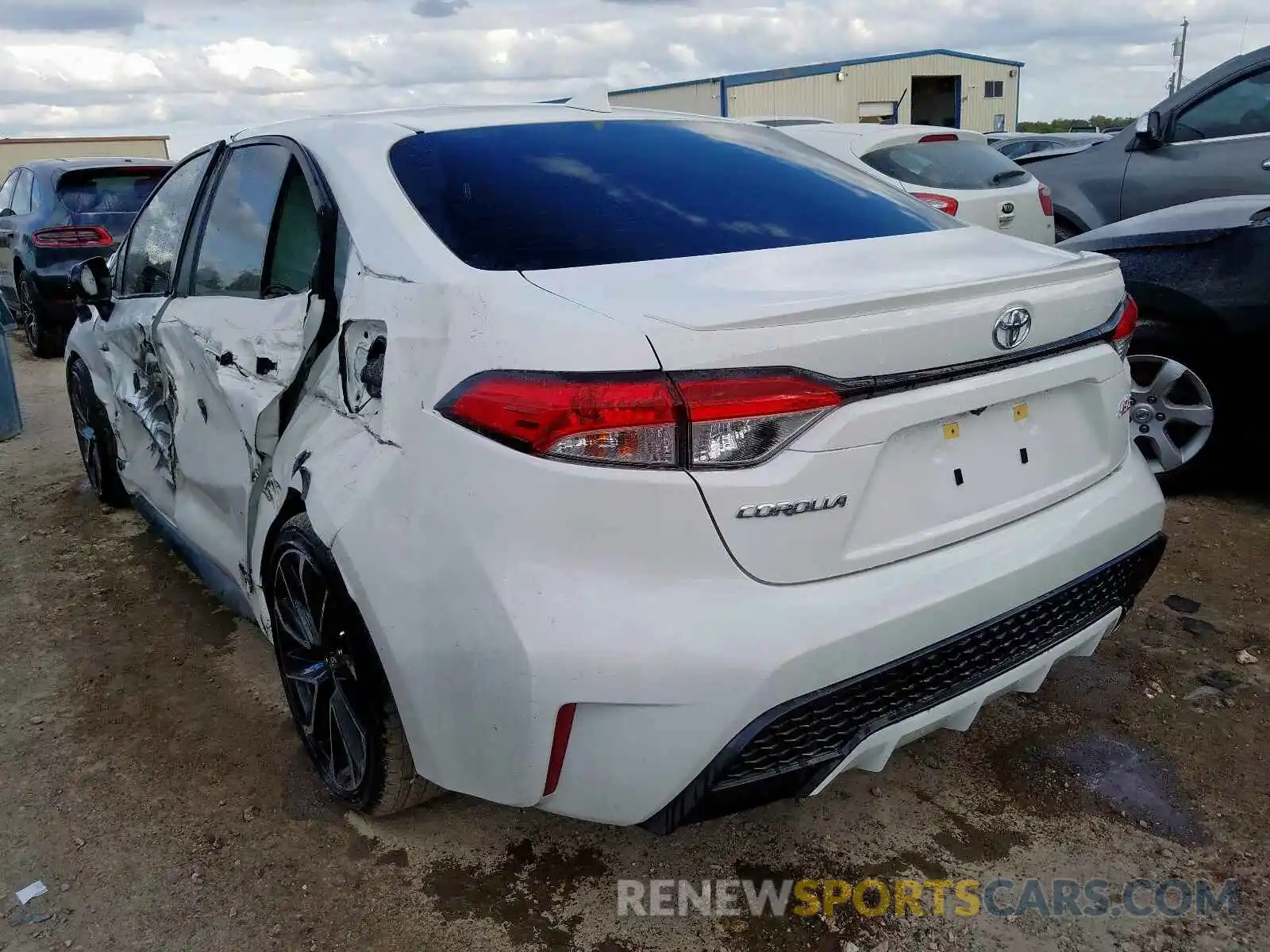 3 Photograph of a damaged car JTDS4RCE3LJ035543 TOYOTA COROLLA 2020