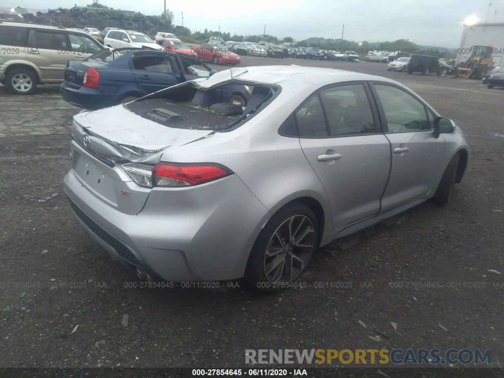 4 Photograph of a damaged car JTDS4RCE3LJ035641 TOYOTA COROLLA 2020