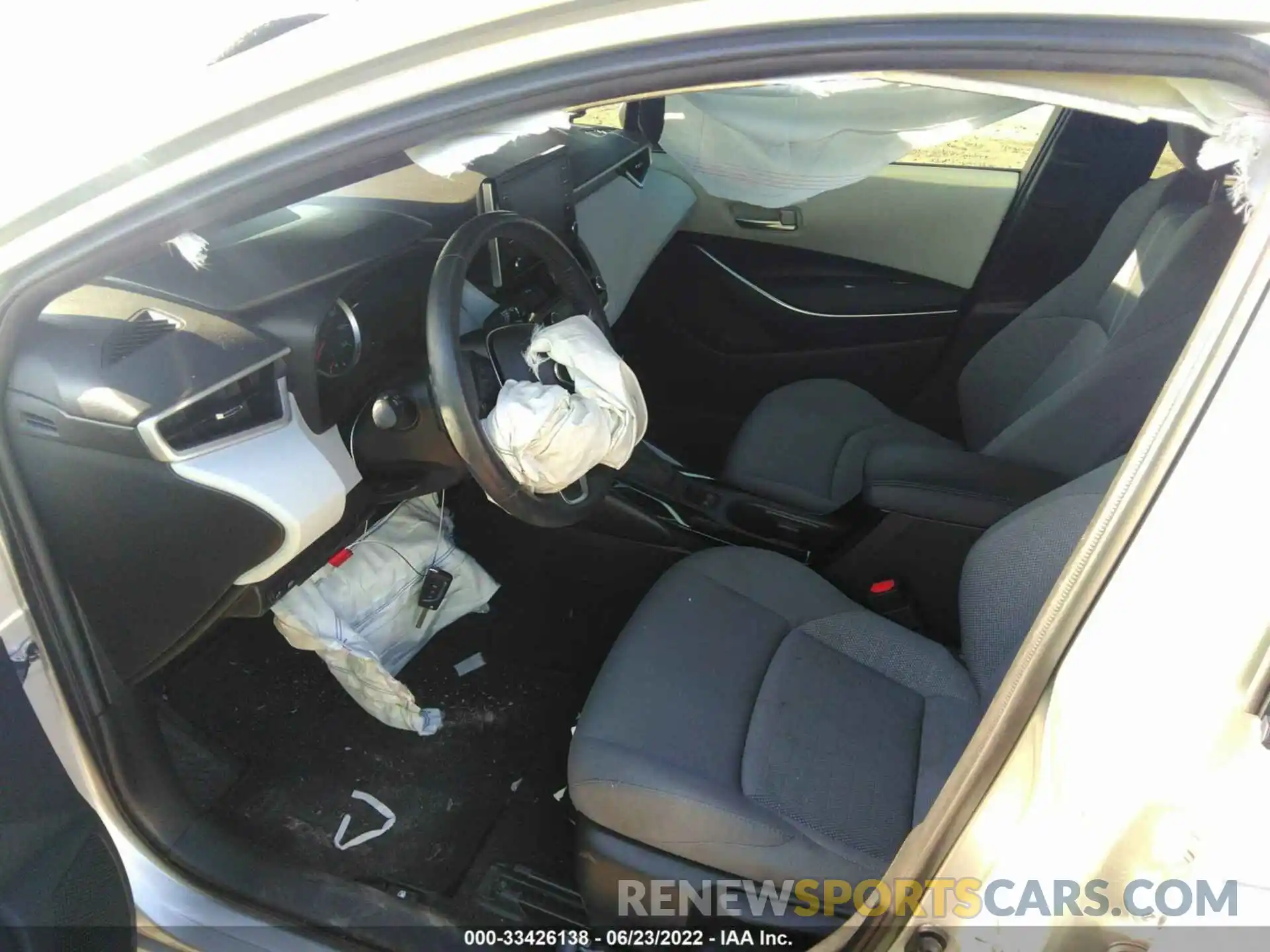 5 Photograph of a damaged car JTDS4RCE3LJ037535 TOYOTA COROLLA 2020