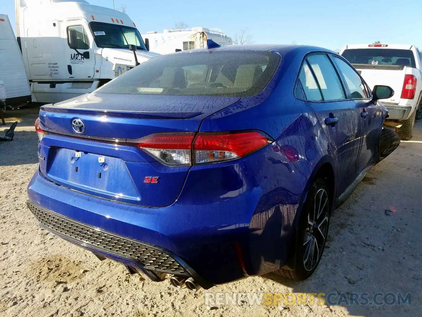 4 Photograph of a damaged car JTDS4RCE3LJ037678 TOYOTA COROLLA 2020