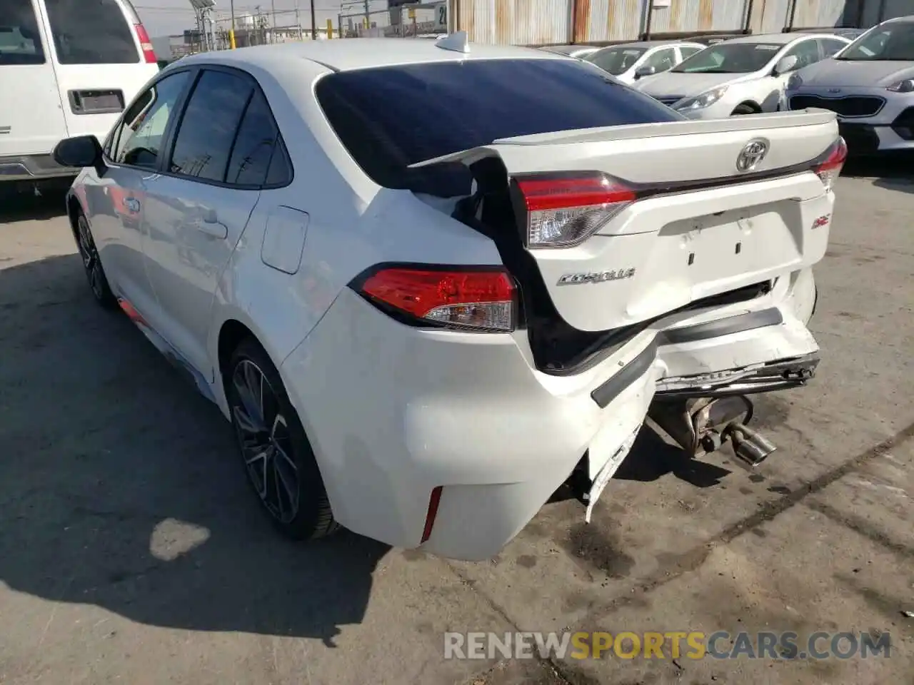 3 Photograph of a damaged car JTDS4RCE3LJ037714 TOYOTA COROLLA 2020