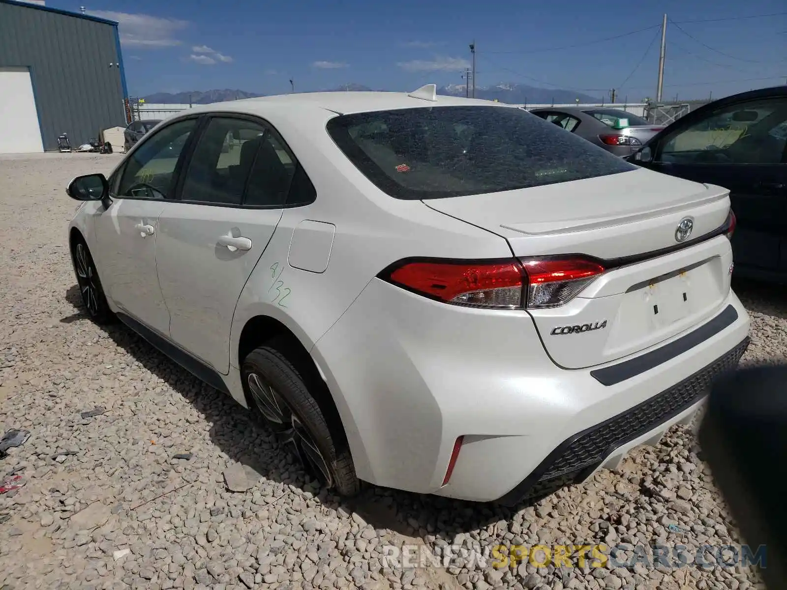 3 Фотография поврежденного автомобиля JTDS4RCE3LJ039950 TOYOTA COROLLA 2020