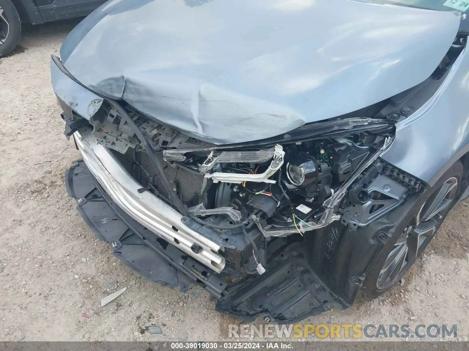 6 Photograph of a damaged car JTDS4RCE3LJ041861 TOYOTA COROLLA 2020
