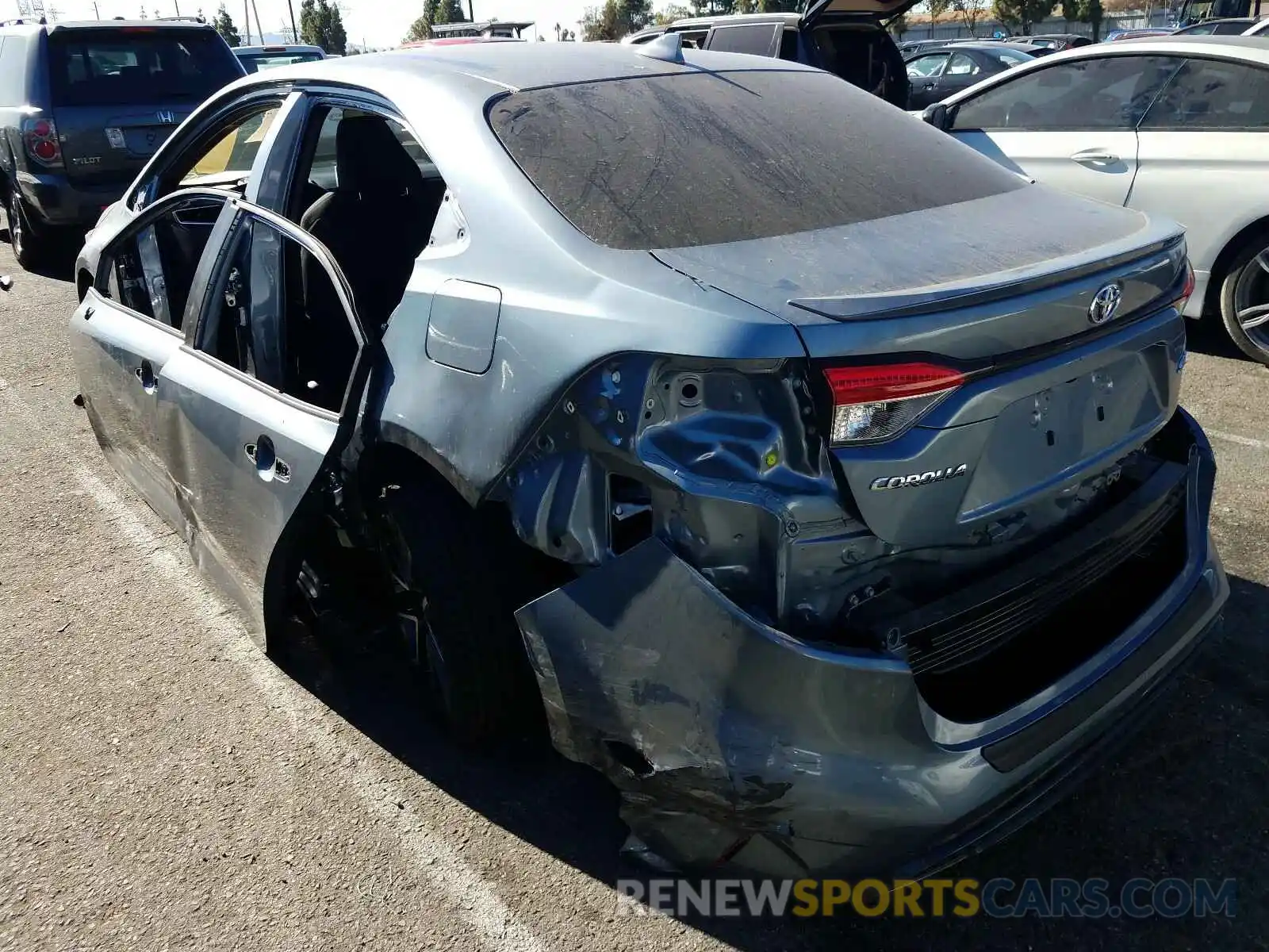 3 Photograph of a damaged car JTDS4RCE3LJ042685 TOYOTA COROLLA 2020