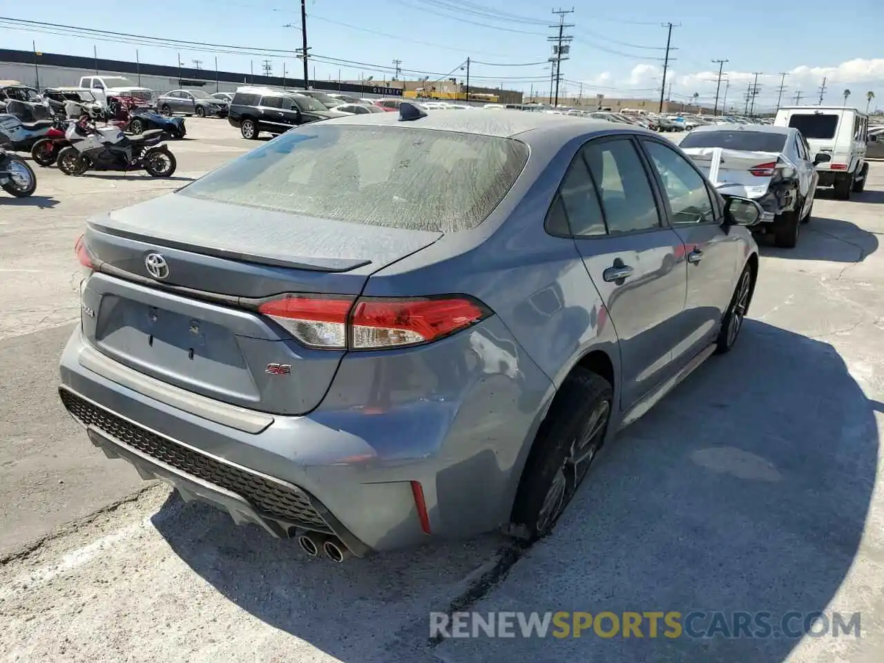 4 Photograph of a damaged car JTDS4RCE3LJ043044 TOYOTA COROLLA 2020