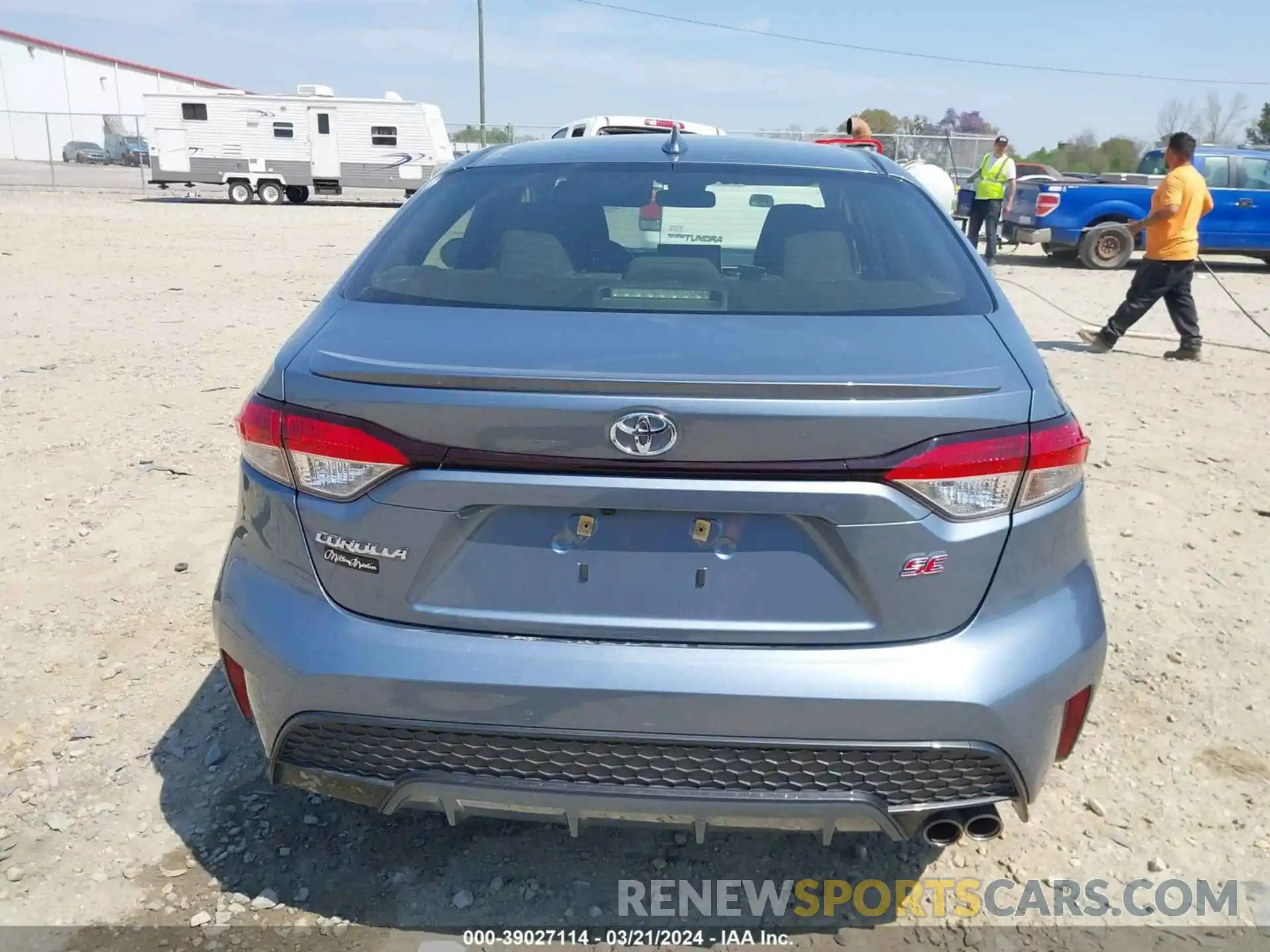 16 Photograph of a damaged car JTDS4RCE3LJ050768 TOYOTA COROLLA 2020