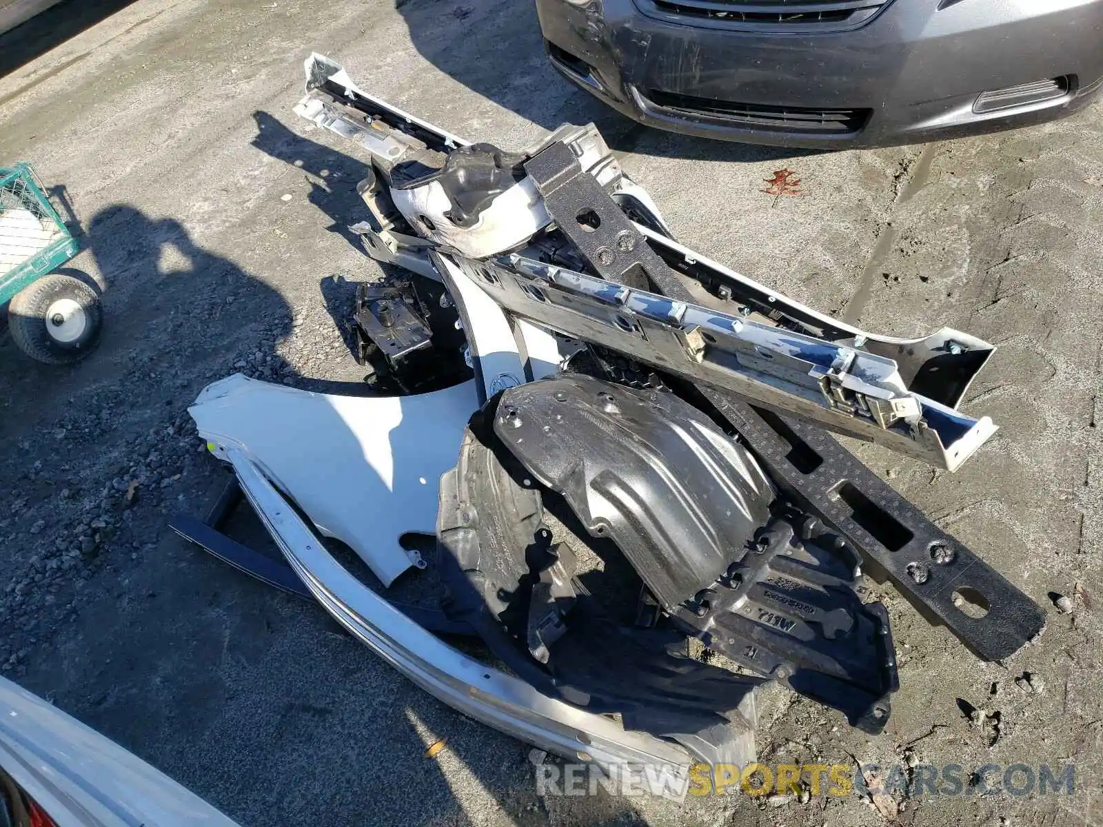 9 Фотография поврежденного автомобиля JTDS4RCE3LJ052083 TOYOTA COROLLA 2020