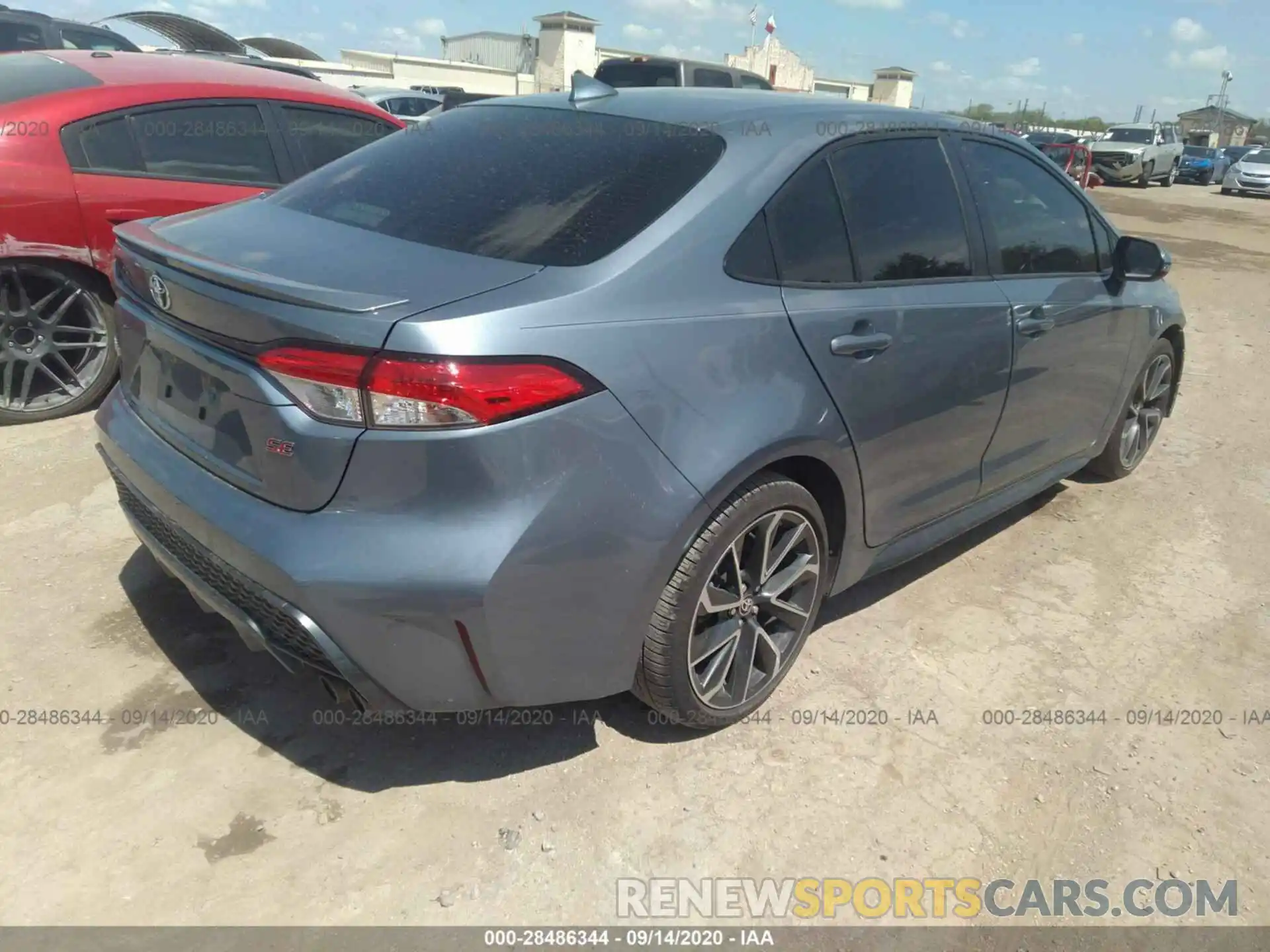 4 Photograph of a damaged car JTDS4RCE4LJ001353 TOYOTA COROLLA 2020