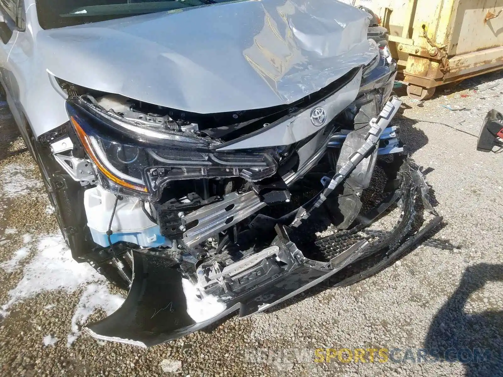 9 Photograph of a damaged car JTDS4RCE4LJ006486 TOYOTA COROLLA 2020
