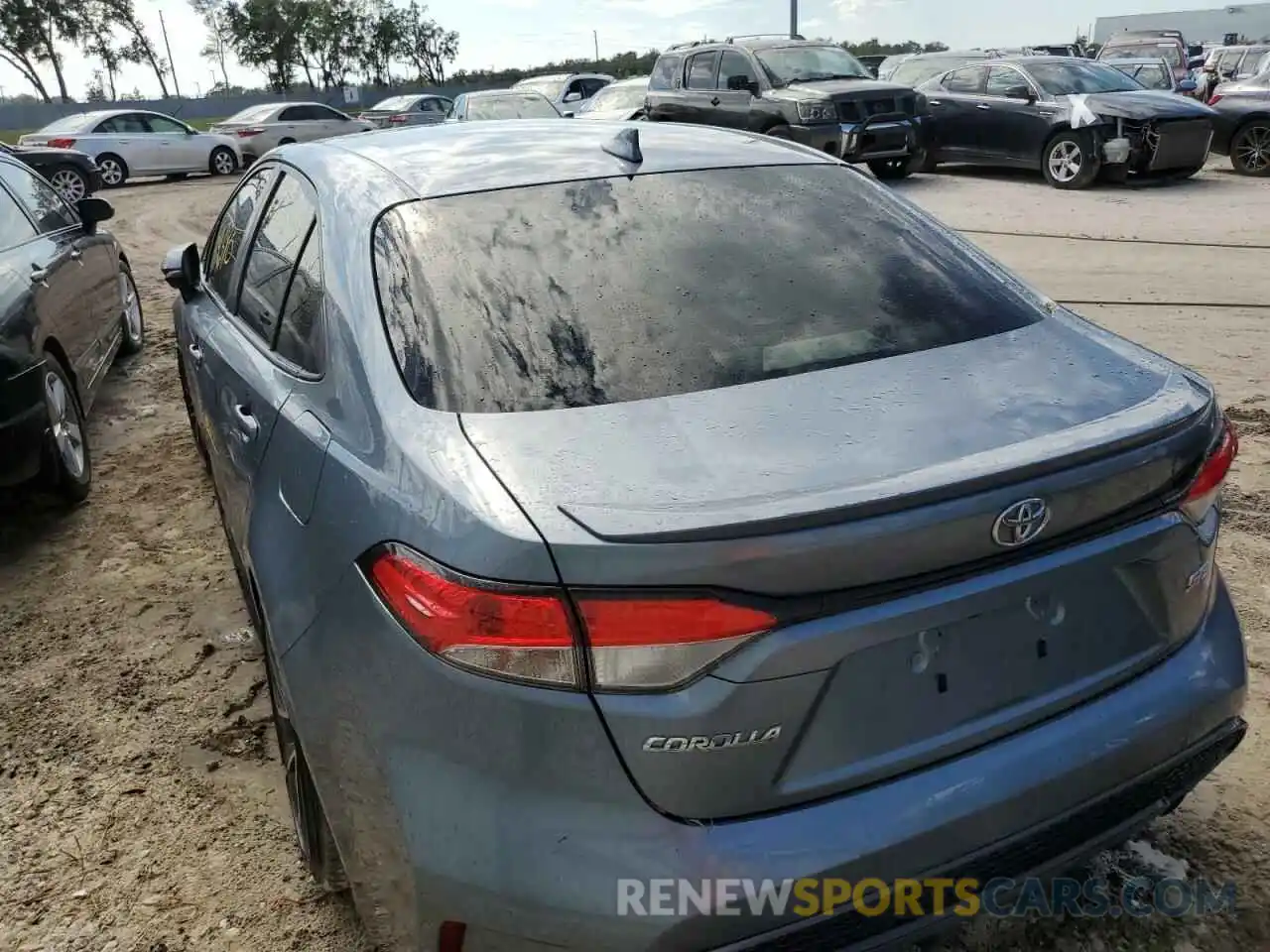 3 Photograph of a damaged car JTDS4RCE4LJ011638 TOYOTA COROLLA 2020