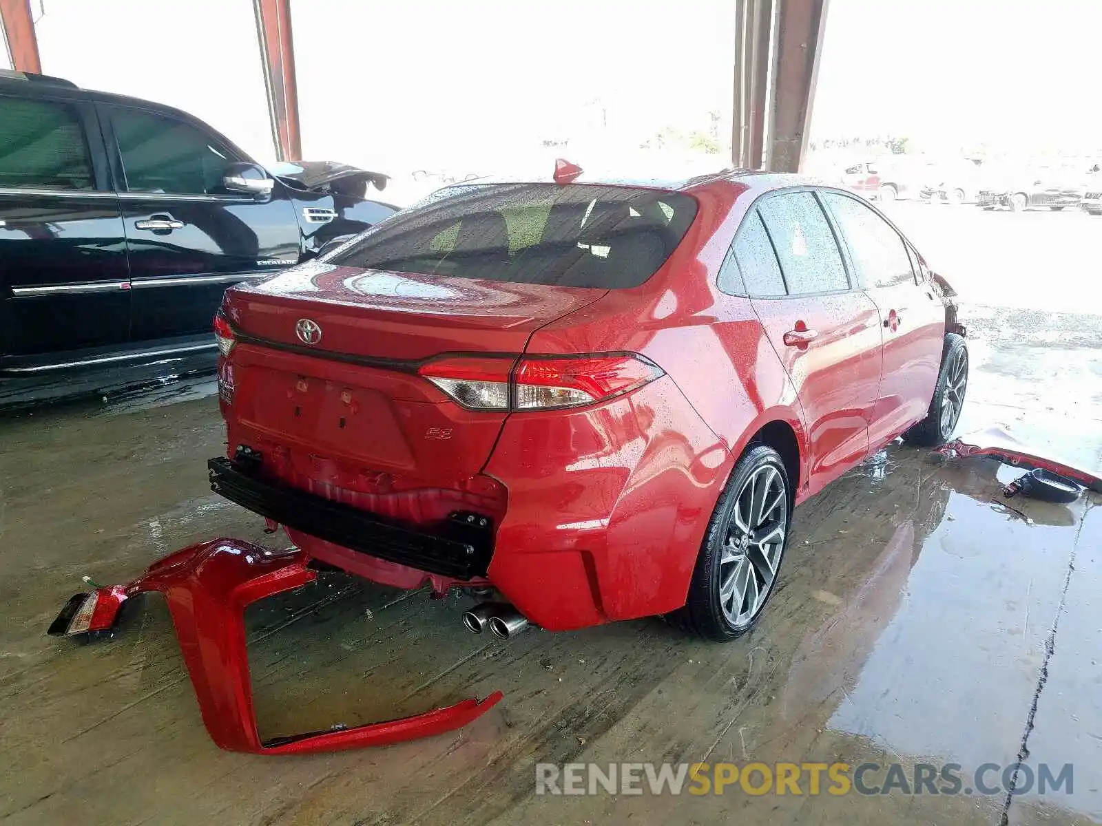 4 Photograph of a damaged car JTDS4RCE4LJ013342 TOYOTA COROLLA 2020