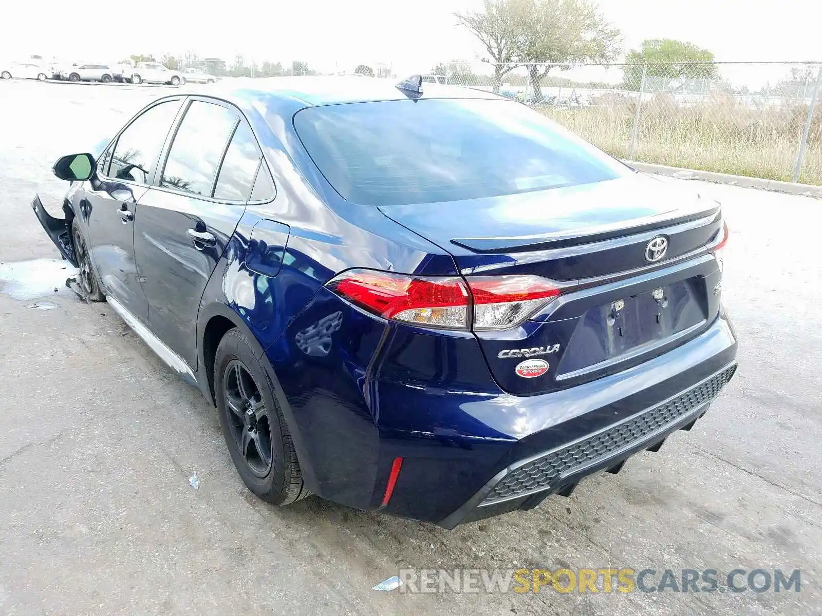 3 Photograph of a damaged car JTDS4RCE4LJ015530 TOYOTA COROLLA 2020