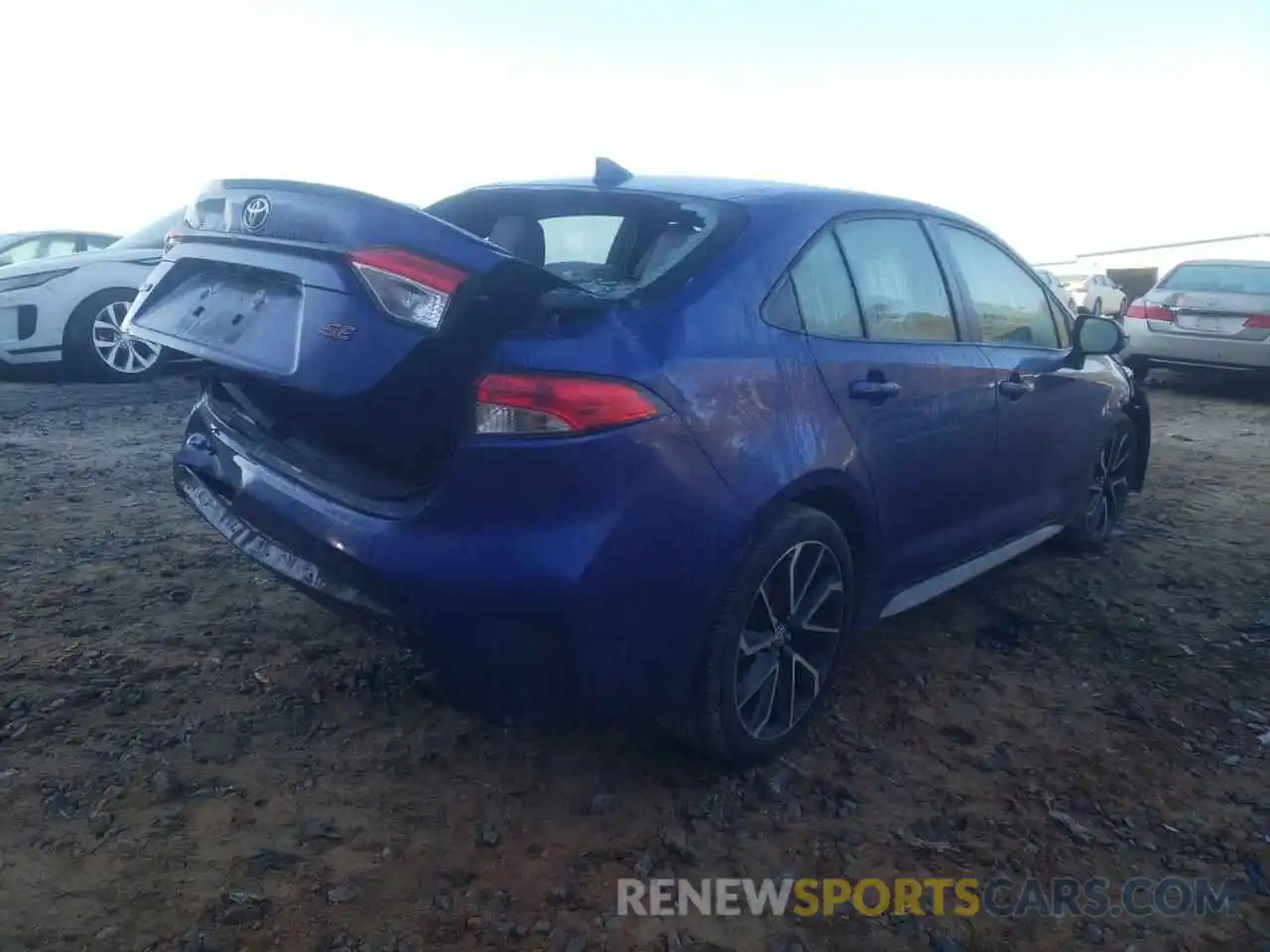 4 Photograph of a damaged car JTDS4RCE4LJ016421 TOYOTA COROLLA 2020