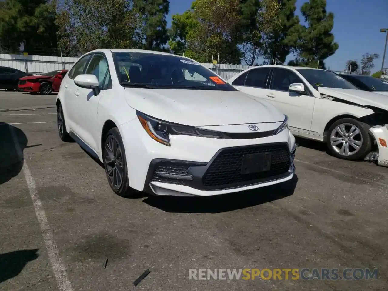 1 Photograph of a damaged car JTDS4RCE4LJ017889 TOYOTA COROLLA 2020