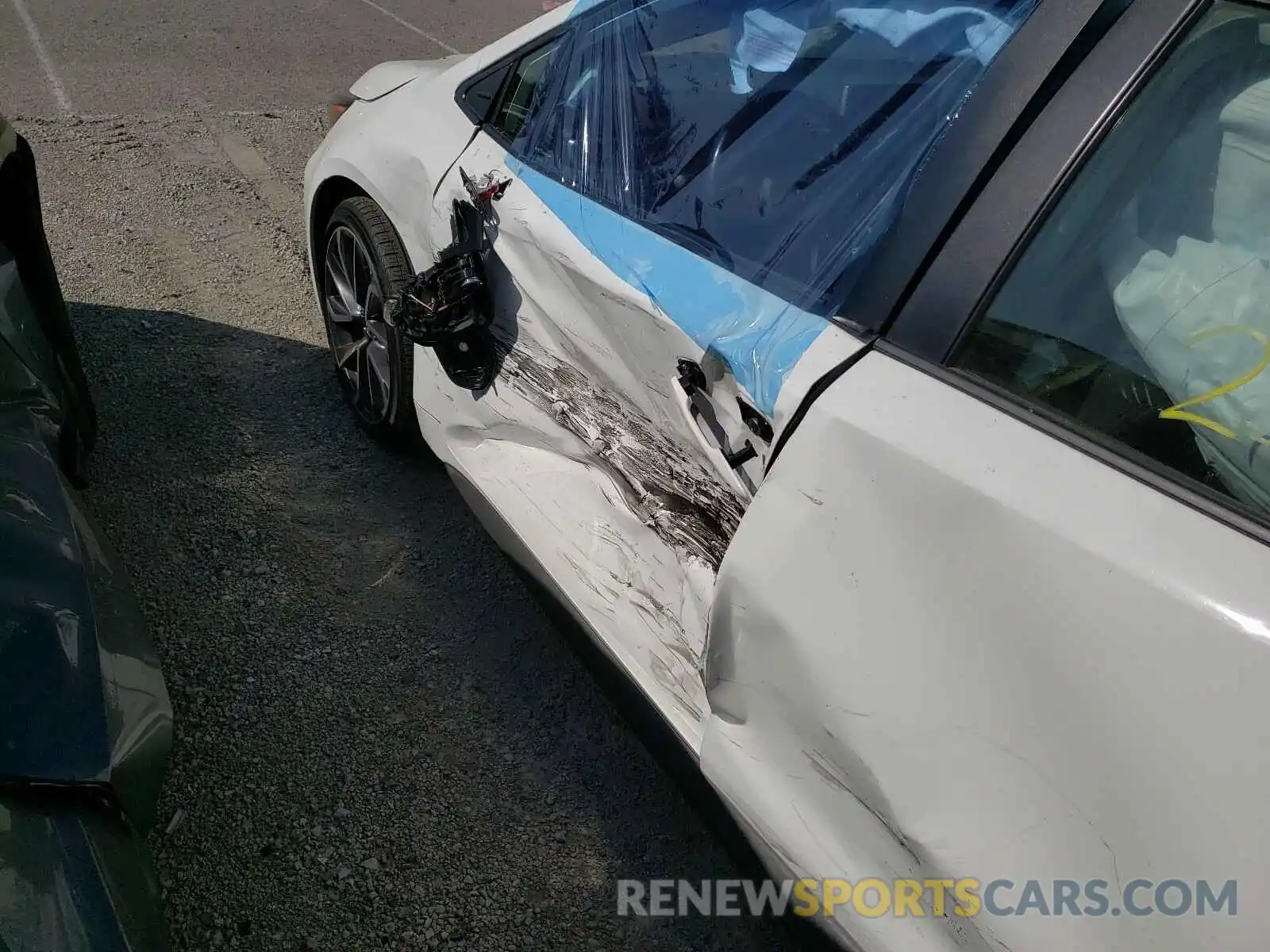 9 Photograph of a damaged car JTDS4RCE4LJ017889 TOYOTA COROLLA 2020