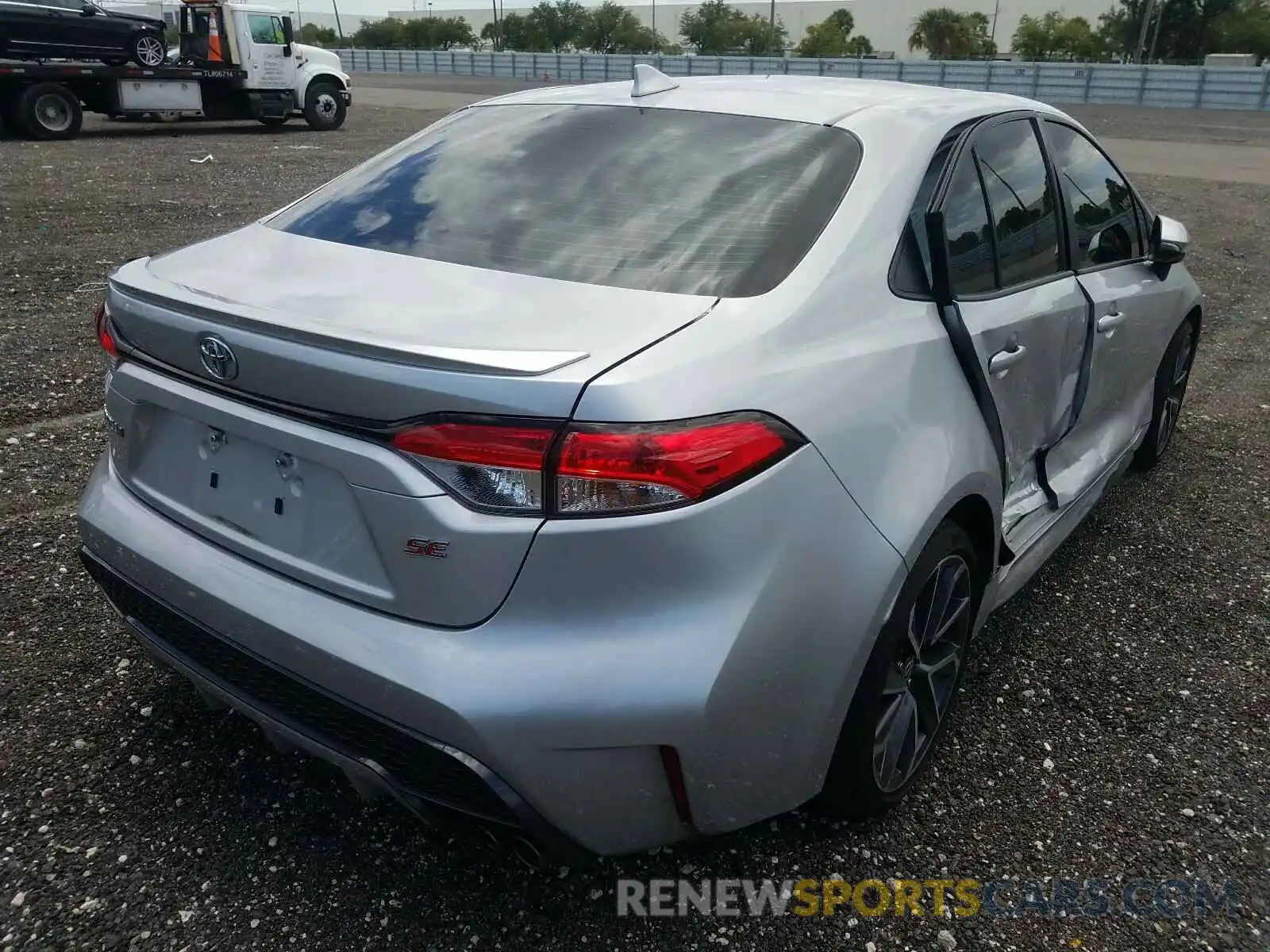 4 Photograph of a damaged car JTDS4RCE4LJ018394 TOYOTA COROLLA 2020