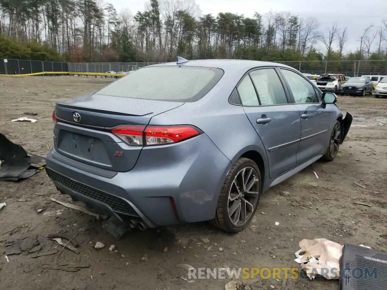 4 Photograph of a damaged car JTDS4RCE4LJ018685 TOYOTA COROLLA 2020