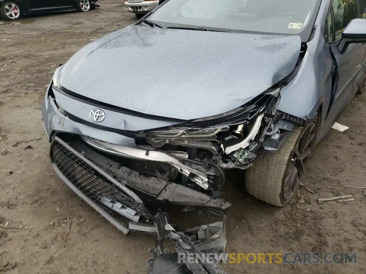 9 Photograph of a damaged car JTDS4RCE4LJ018685 TOYOTA COROLLA 2020