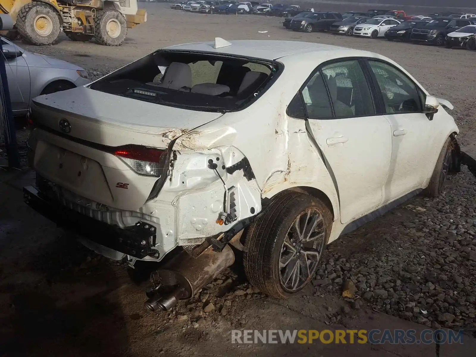 4 Photograph of a damaged car JTDS4RCE4LJ019299 TOYOTA COROLLA 2020