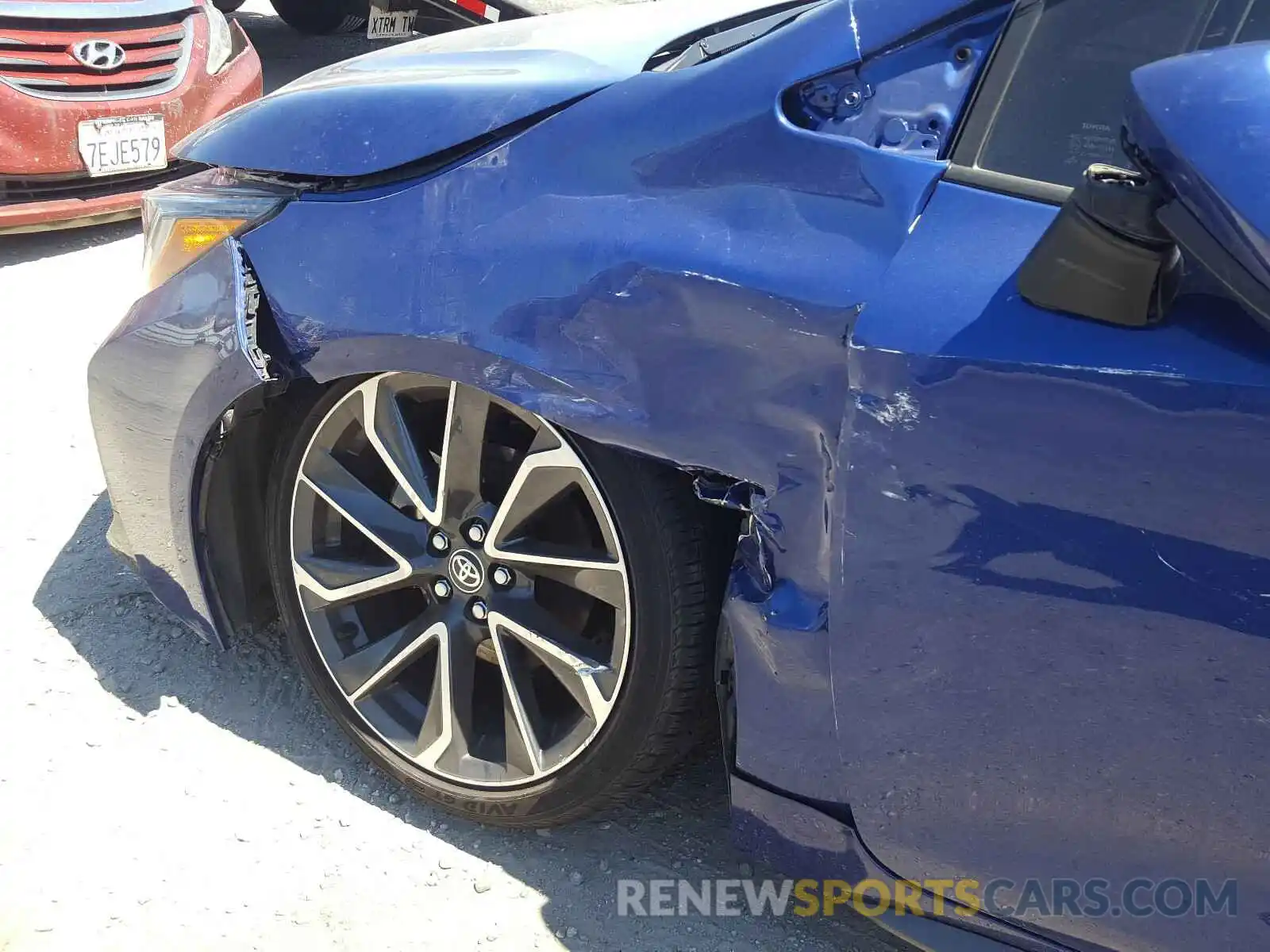 9 Photograph of a damaged car JTDS4RCE4LJ019917 TOYOTA COROLLA 2020