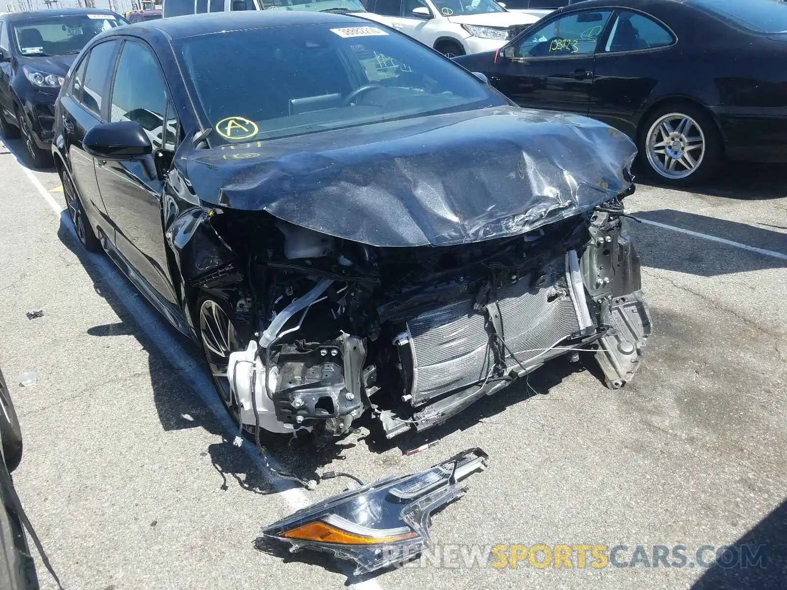 1 Photograph of a damaged car JTDS4RCE4LJ021537 TOYOTA COROLLA 2020