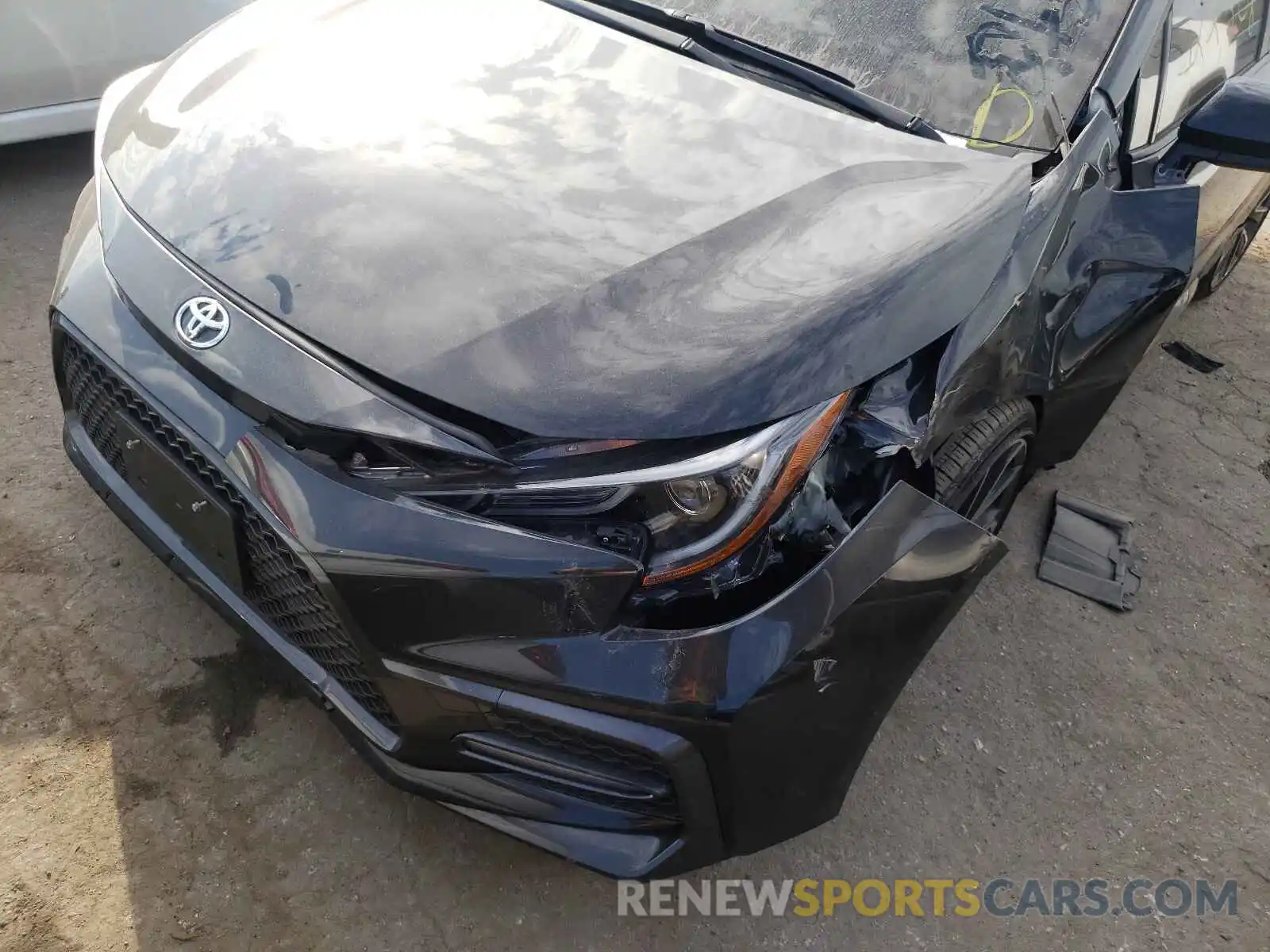 9 Photograph of a damaged car JTDS4RCE4LJ024163 TOYOTA COROLLA 2020