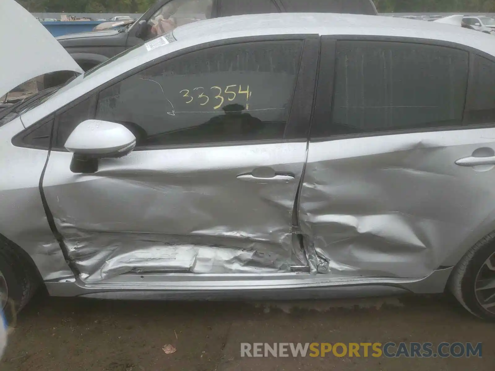 9 Photograph of a damaged car JTDS4RCE4LJ024650 TOYOTA COROLLA 2020
