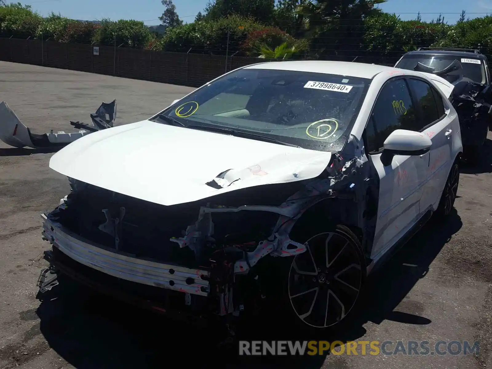 2 Photograph of a damaged car JTDS4RCE4LJ025278 TOYOTA COROLLA 2020