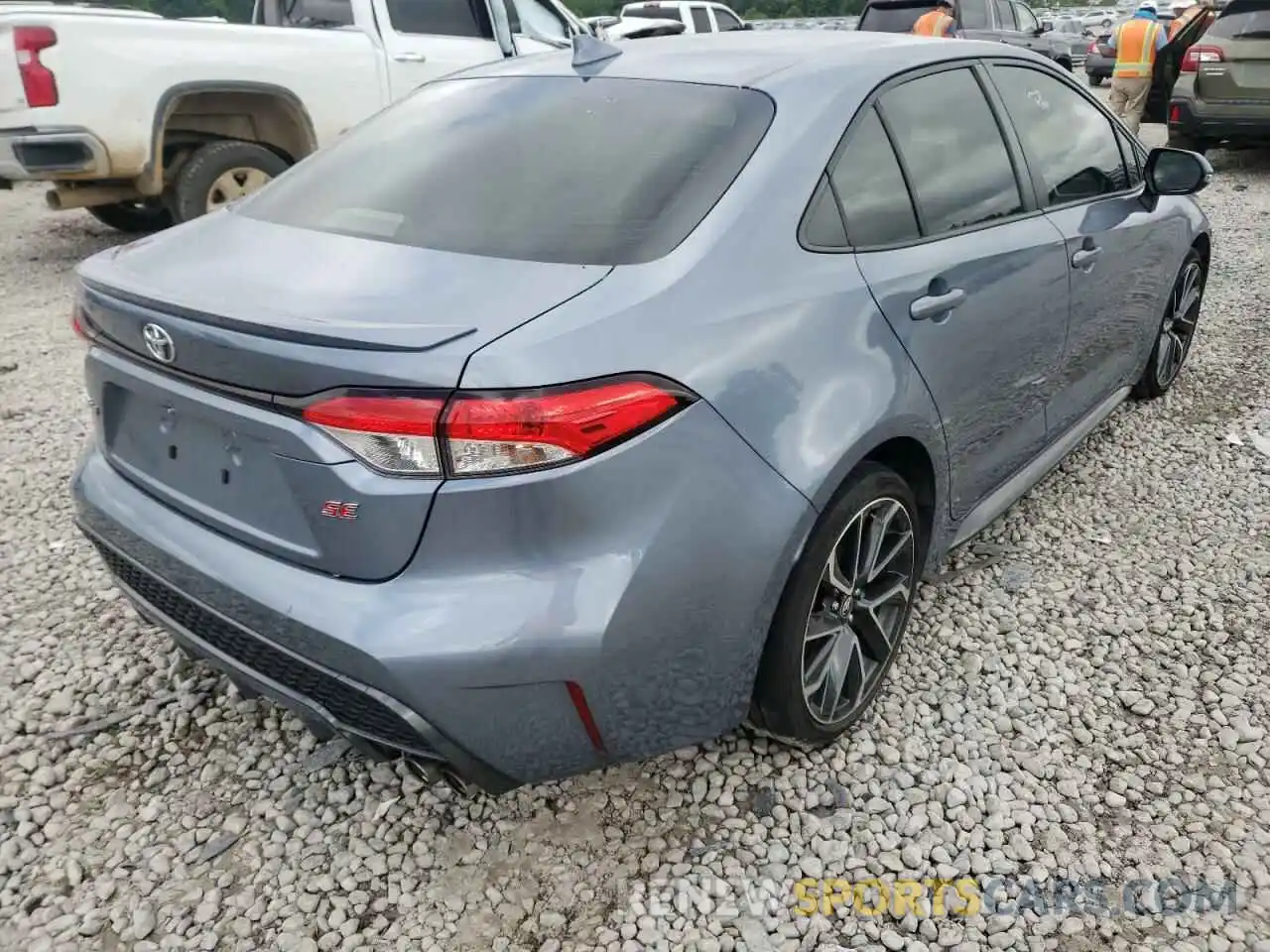 4 Photograph of a damaged car JTDS4RCE4LJ025619 TOYOTA COROLLA 2020