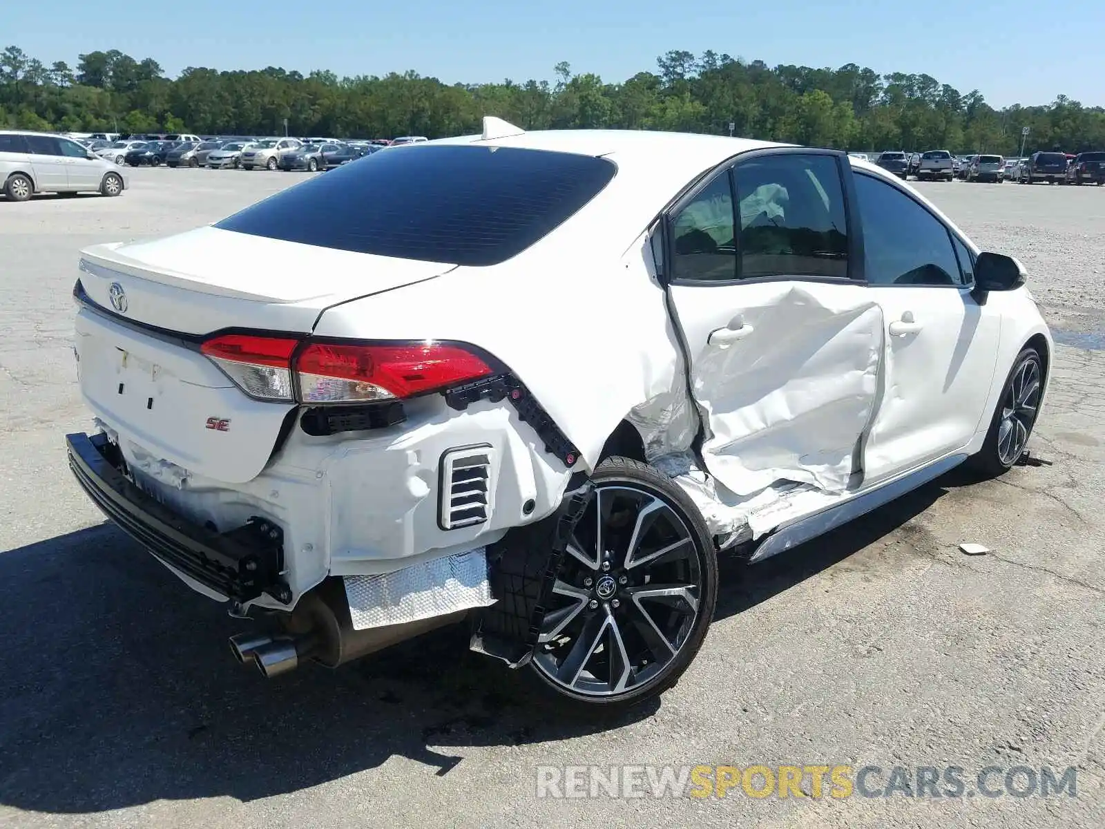 4 Photograph of a damaged car JTDS4RCE4LJ029623 TOYOTA COROLLA 2020