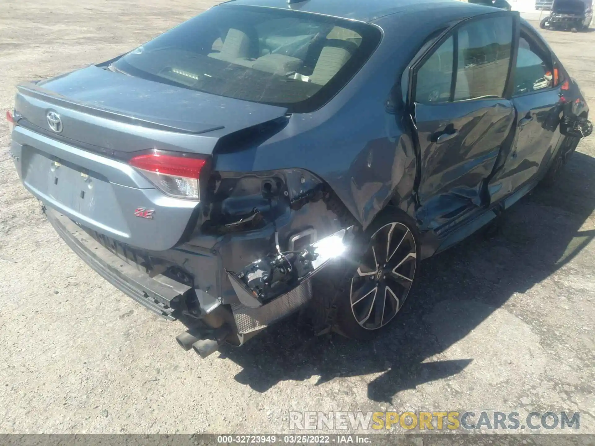 6 Photograph of a damaged car JTDS4RCE4LJ032375 TOYOTA COROLLA 2020