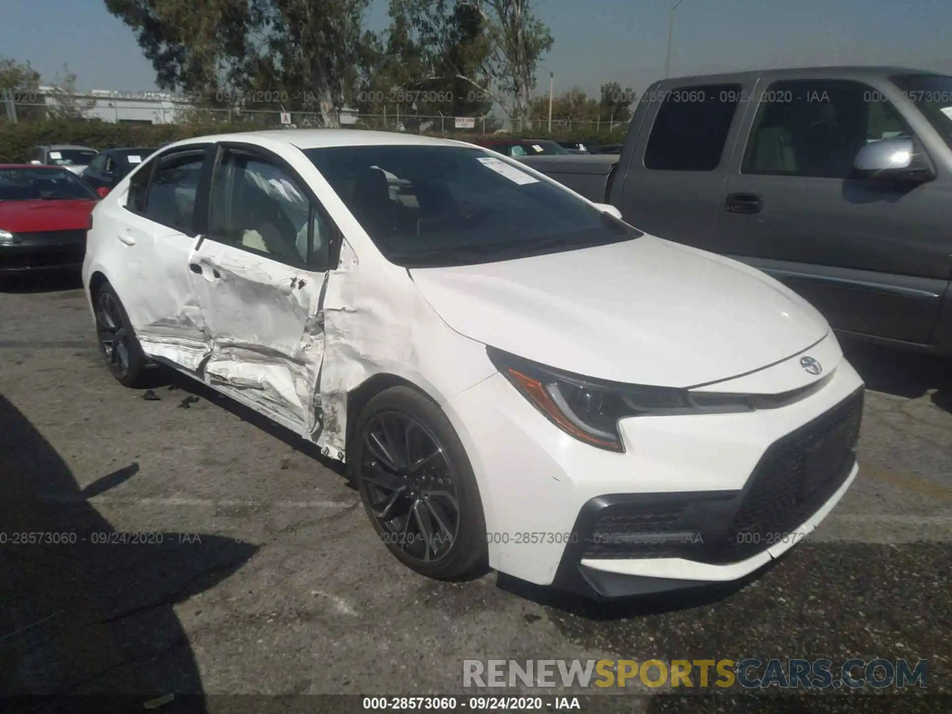 1 Photograph of a damaged car JTDS4RCE4LJ033493 TOYOTA COROLLA 2020