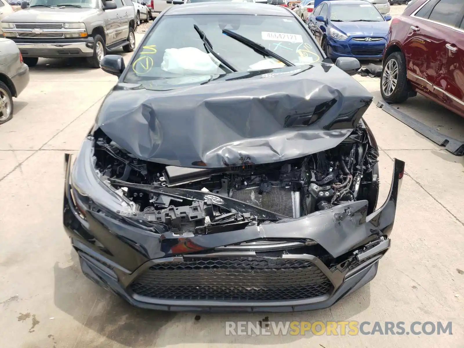 9 Photograph of a damaged car JTDS4RCE4LJ040282 TOYOTA COROLLA 2020