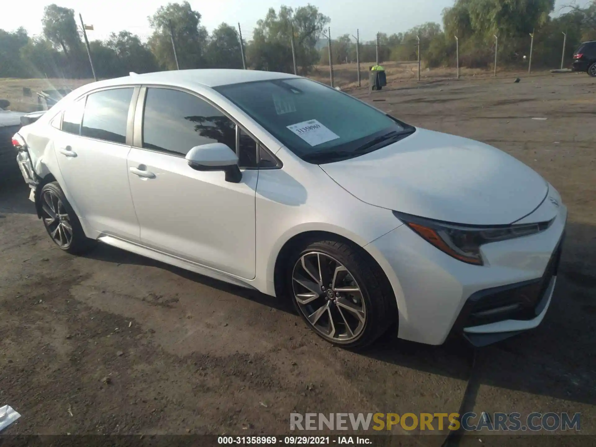 1 Photograph of a damaged car JTDS4RCE4LJ040833 TOYOTA COROLLA 2020