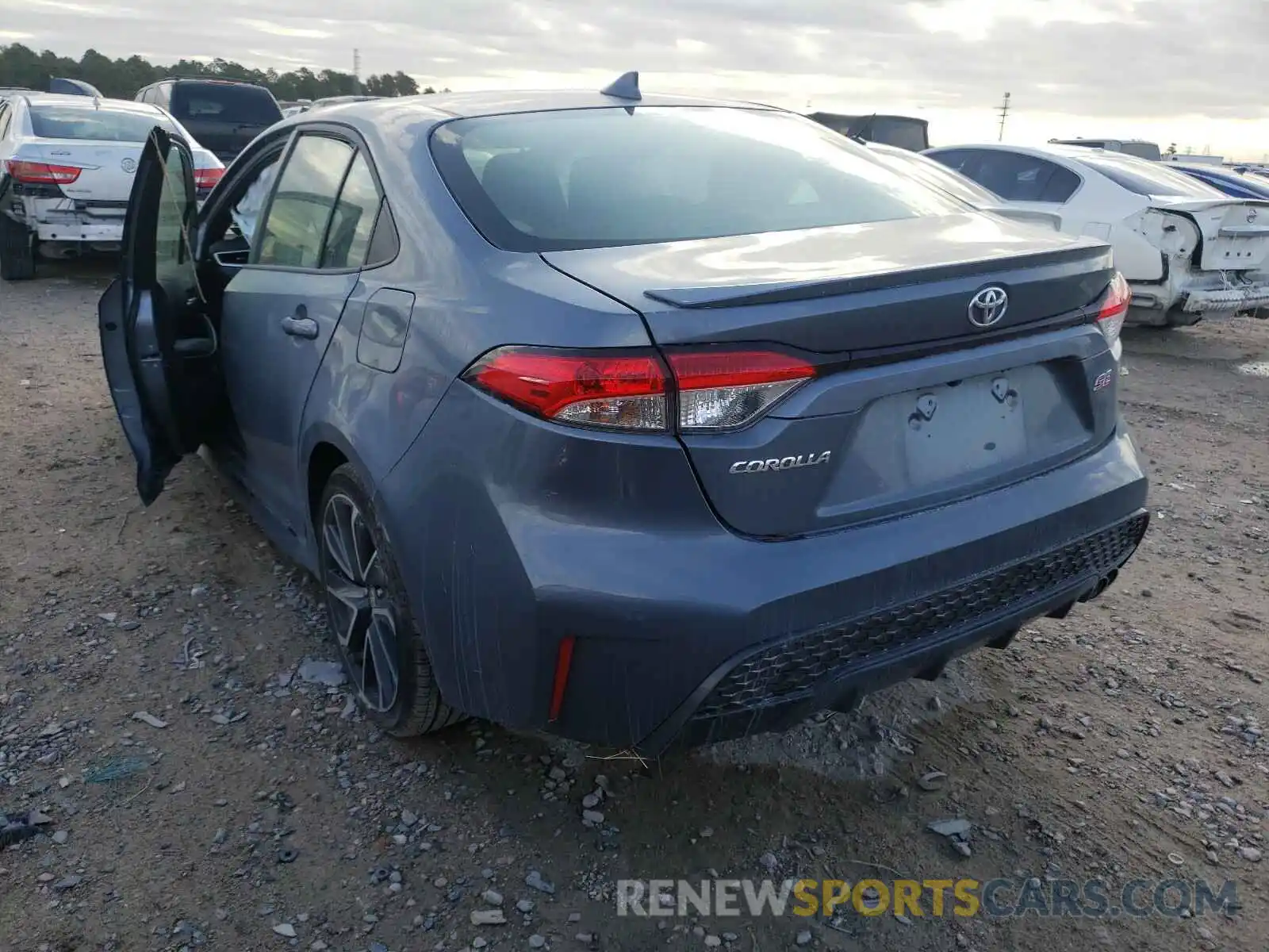 3 Photograph of a damaged car JTDS4RCE4LJ041254 TOYOTA COROLLA 2020